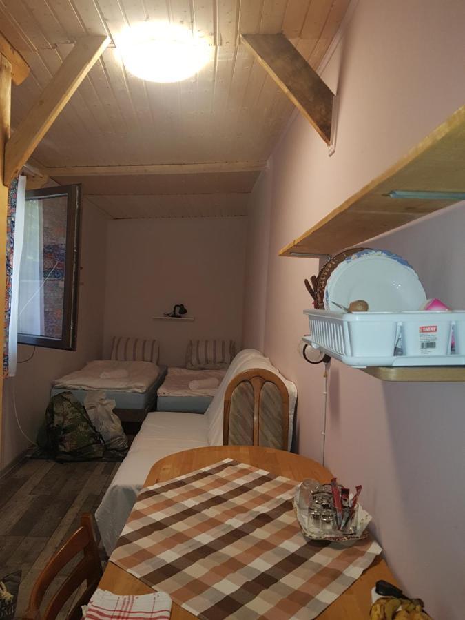 Hompot Accommodation Deva Exterior photo